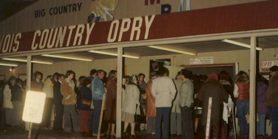 outfront.jpg - A typical Saturday crowd waiting to enter.