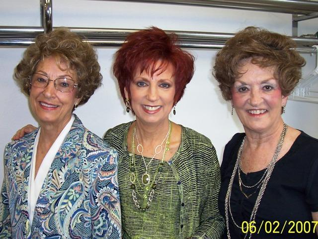 100_2774.JPG - Barb, Pam and Sharon.