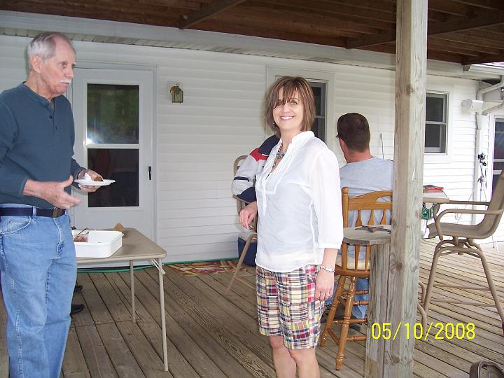 100_3605.JPG - Dara and her dad Gene.