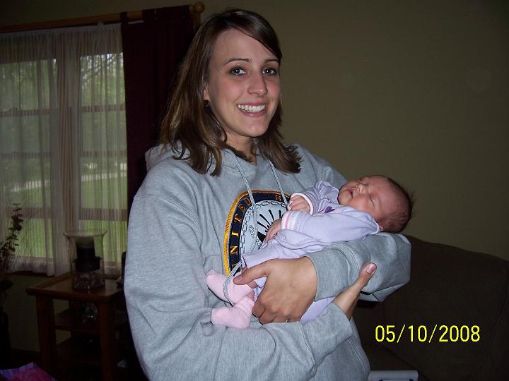 100_3606.JPG - Aunt Gina with Macie.