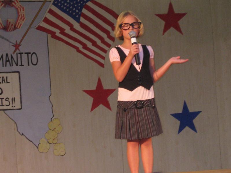 IMG_0965.JPG - She really dressed the part!