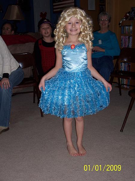 100_4516.JPG - Modeling her new outfit.