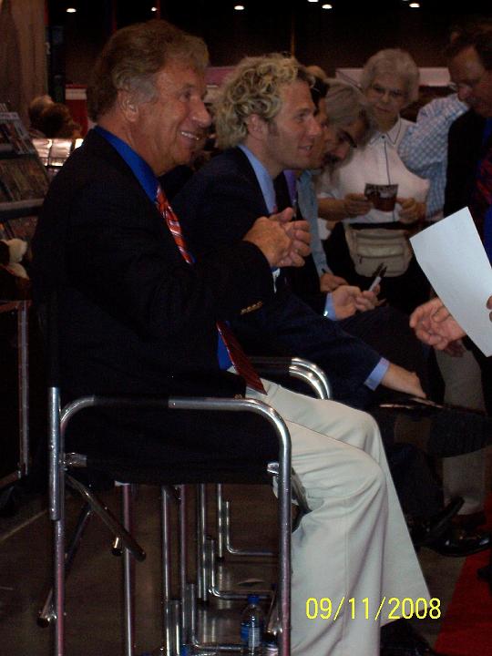 100_3975.JPG - ... and Bill Gaither himself!